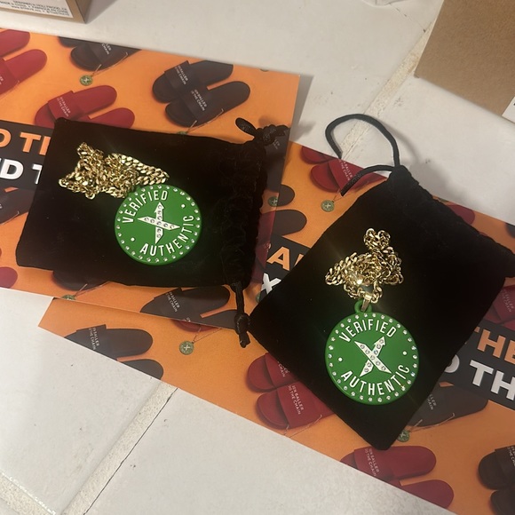 Straye x Ben Baller Did The Chain Size 6 Mens Set of 2, RED and BLACK UNWORN - Picture 9 of 9